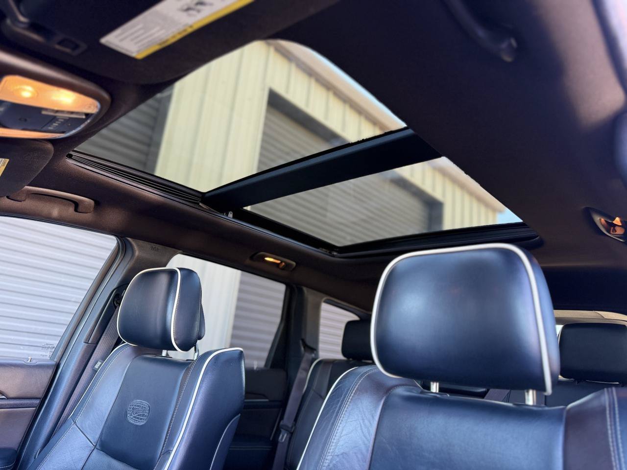 Used 2014 Jeep Grand Cherokee Overland AWD/4WD image 19