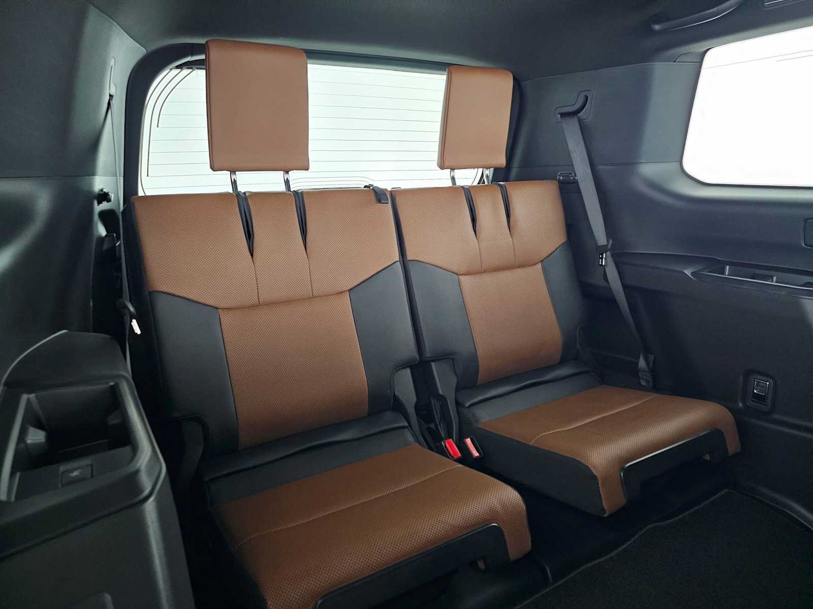 New 2026 Lexus GX 550 AWD/4WD image 13