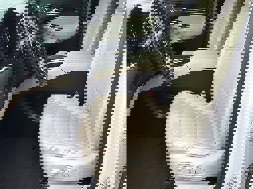 Used 2023 Buick Enclave Essence w/ Experience Buick Package image 10