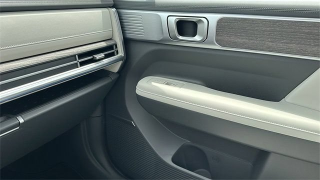 Used 2024 Hyundai Santa Fe Limited FWD image 26