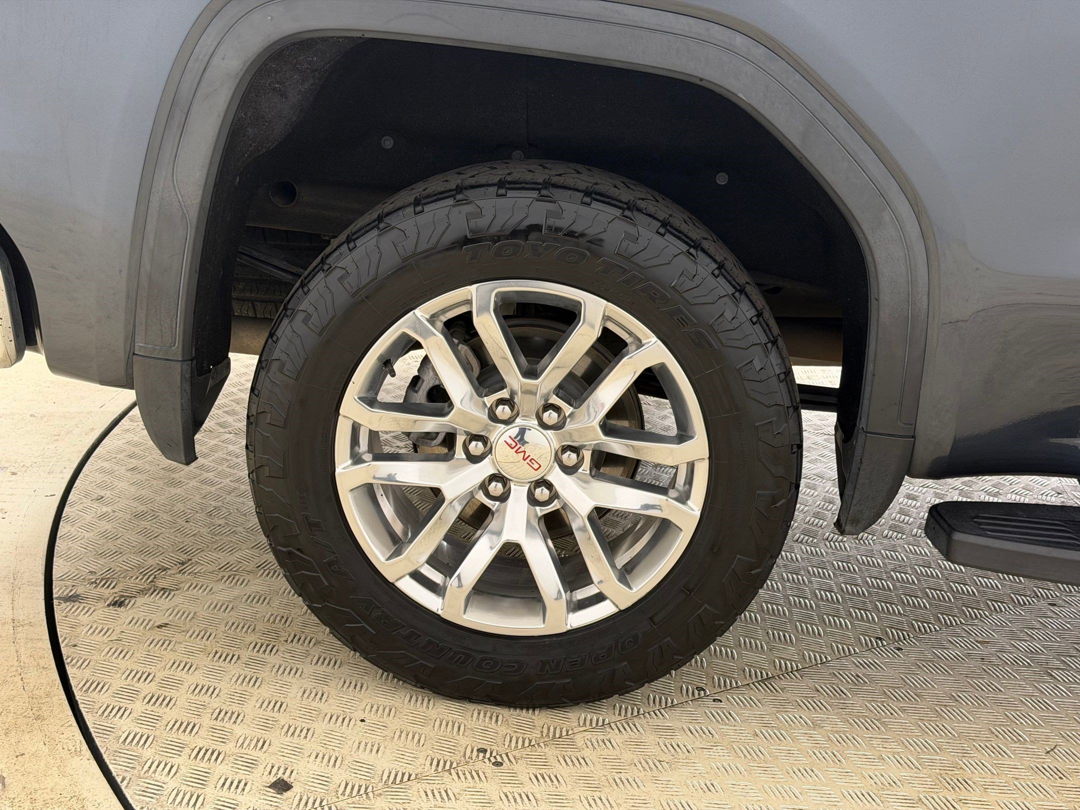 Used 2019 GMC Sierra 1500 SLT w/ SLT Premium Plus Package image 11