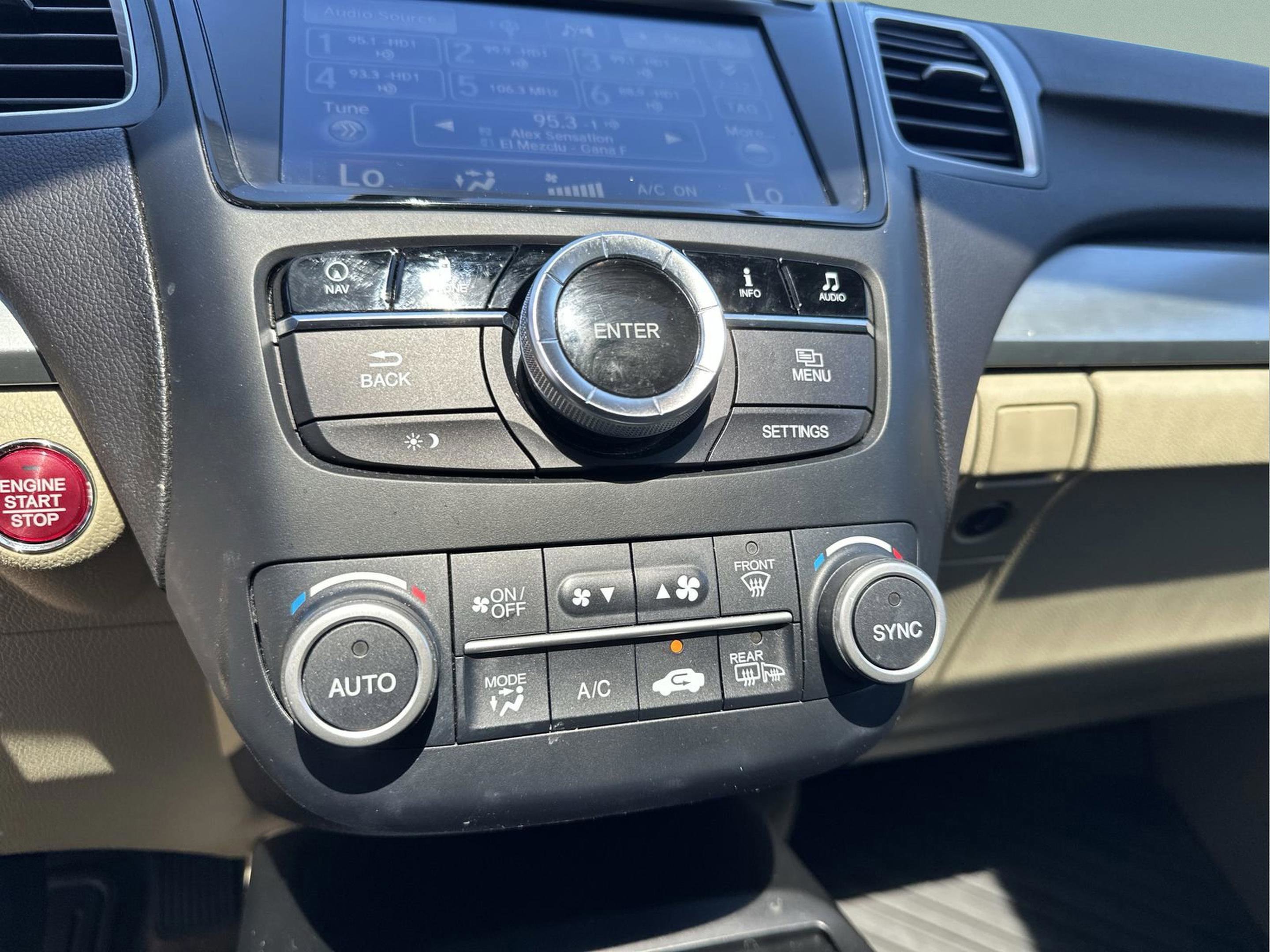 Used 2017 Acura RDX AWD w/ Technology Package image 31