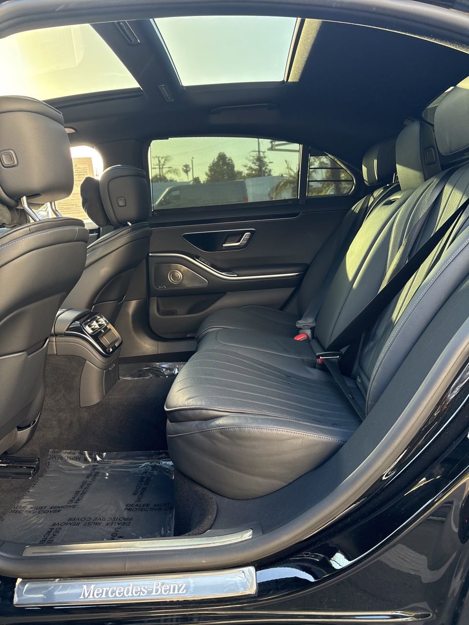 Certified 2022 Mercedes-Benz S 500 4MATIC image 10