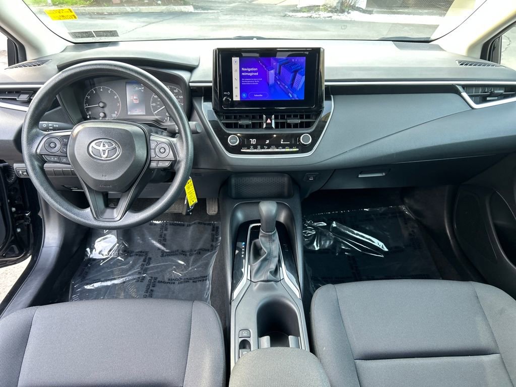 Used 2024 Toyota Corolla LE image 21
