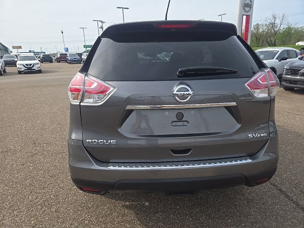 Used 2015 Nissan Rogue SV AWD/4WD image 7
