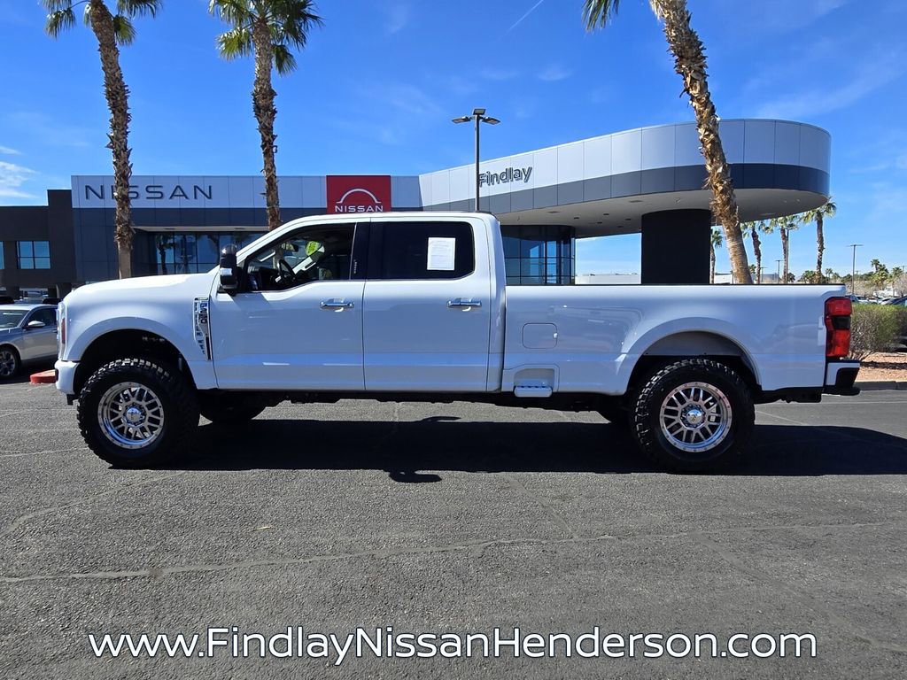 Used 2023 Ford F250 Lariat w/ Tow Technology Package image 3