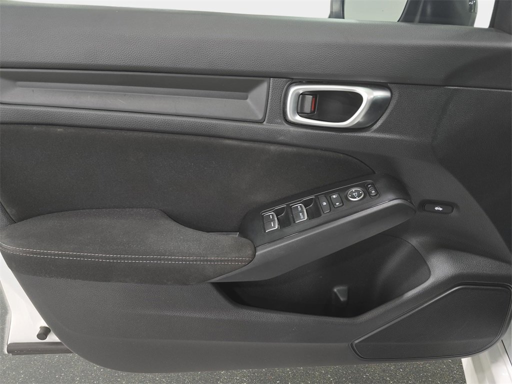 Used 2023 Honda Civic Sport image 26