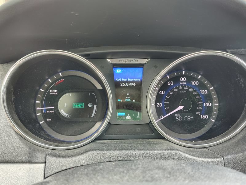 Used 2014 Hyundai Sonata Limited w/ Panoramic Sunroof Package 02 FWD image 17