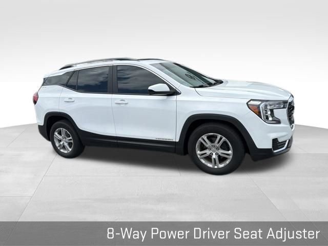 Used 2023 GMC Terrain SLE w/ Driver Convenience Package FWD image 17