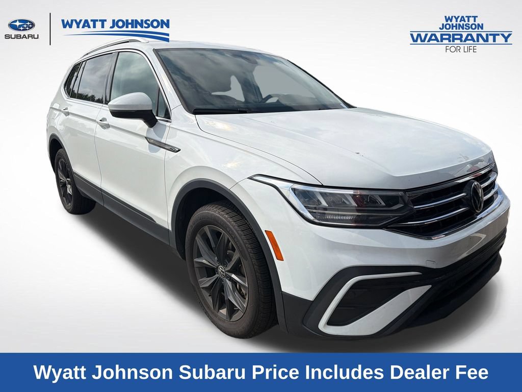 Used 2024 Volkswagen Tiguan SE AWD/4WD image 12