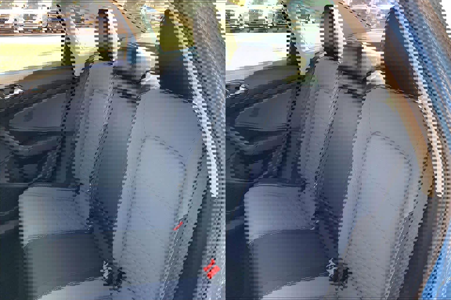 Used 2025 Volkswagen Jetta SE image 21