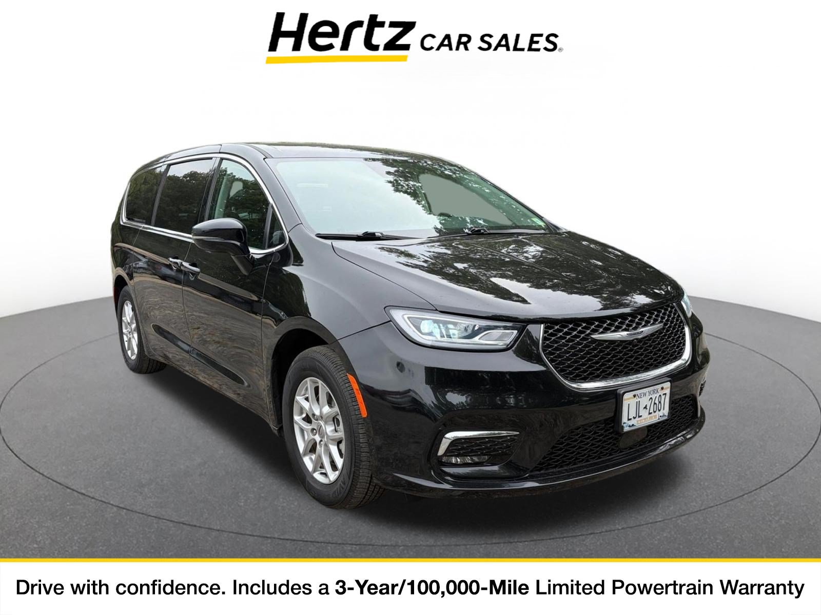 Used 2024 Chrysler Pacifica Touring-L