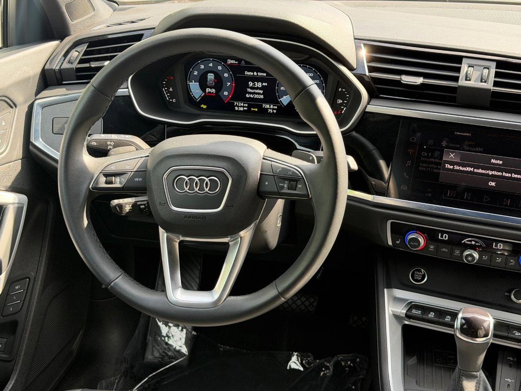 Used 2025 Audi Q3 2.0T Premium w/ Convenience Package AWD/4WD image 12