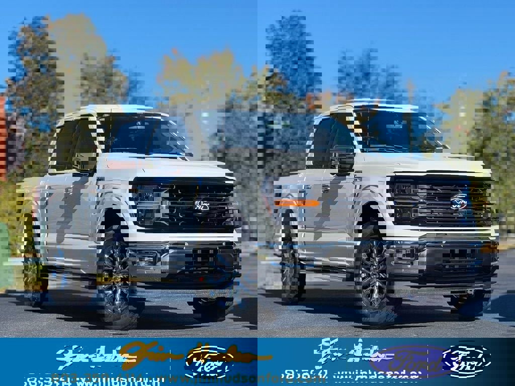 New 2025 Ford F150 XLT w/ Equipment Group 302A MID