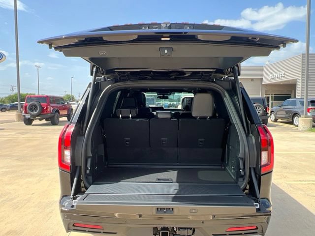 New 2027 Ford Expedition Tremor w/ Driver's Package AWD/4WD image 14