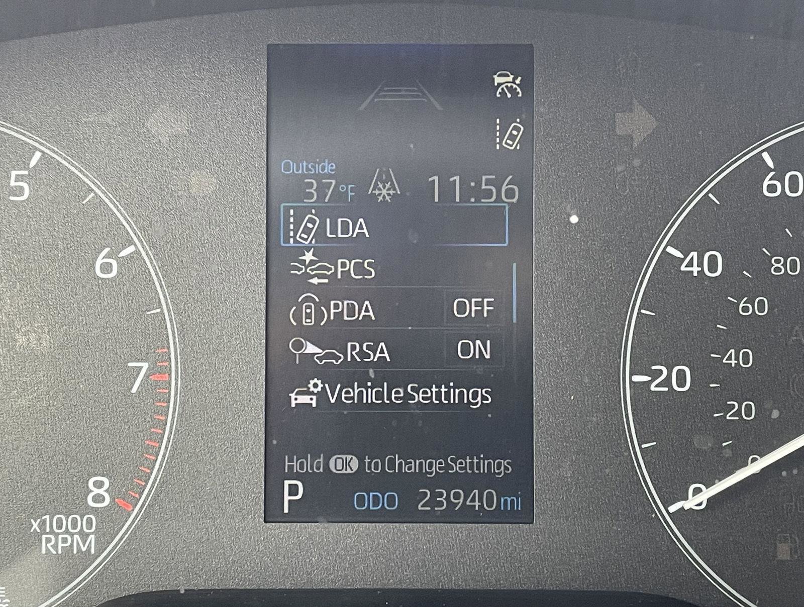 Used 2024 Toyota Corolla SE image 8