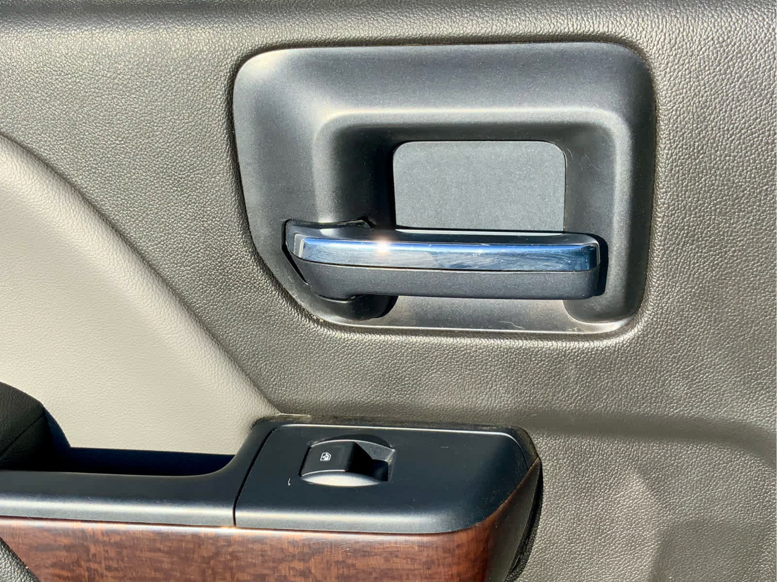 Used 2018 GMC Sierra 1500 SLT w/ SLT Preferred Package image 52