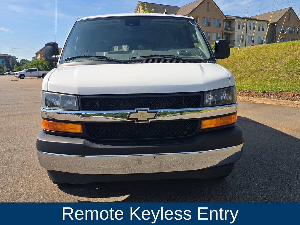 Used 2023 Chevrolet Express 3500 LT w/ LT Preferred Equipment Group RWD image 6