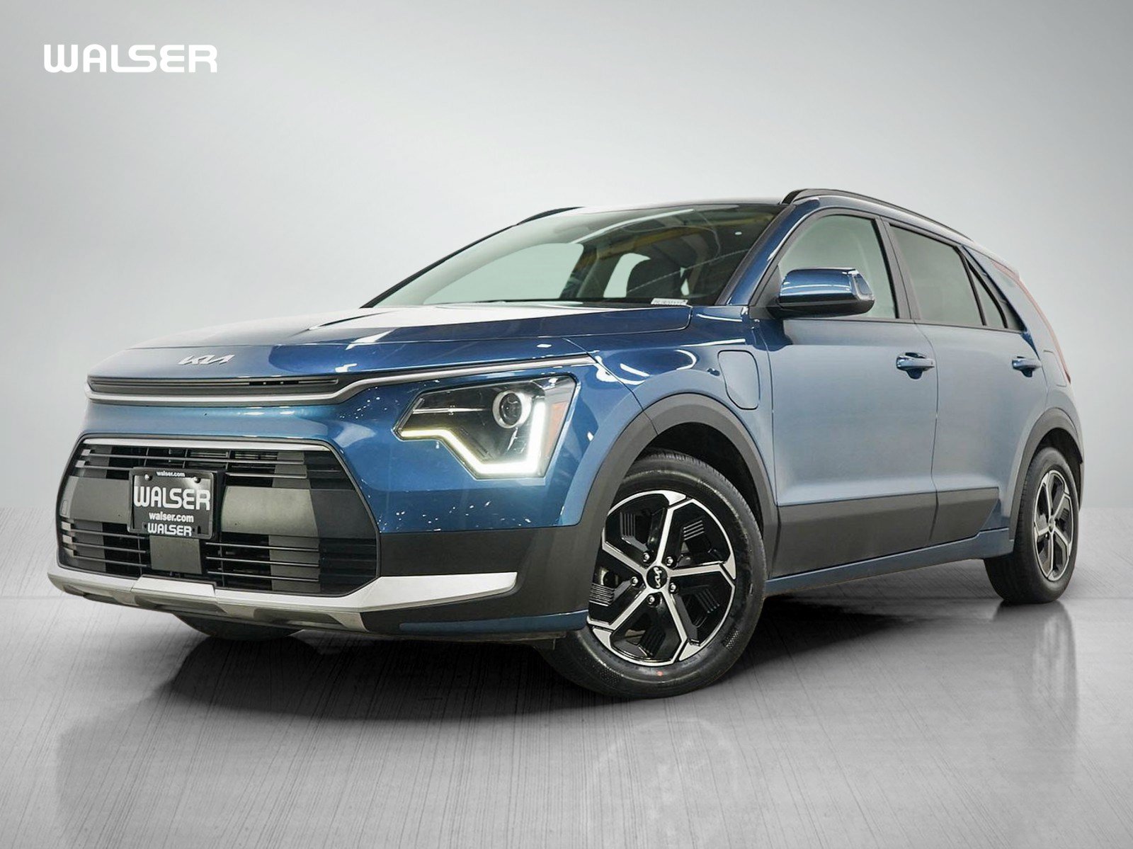 Used 2024 Kia Niro EX w/ EX Cold Weather Package
