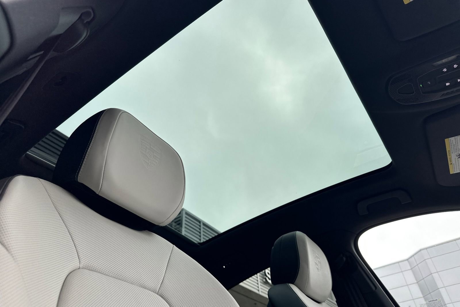 New 2026 Porsche Cayenne Coupe image 19