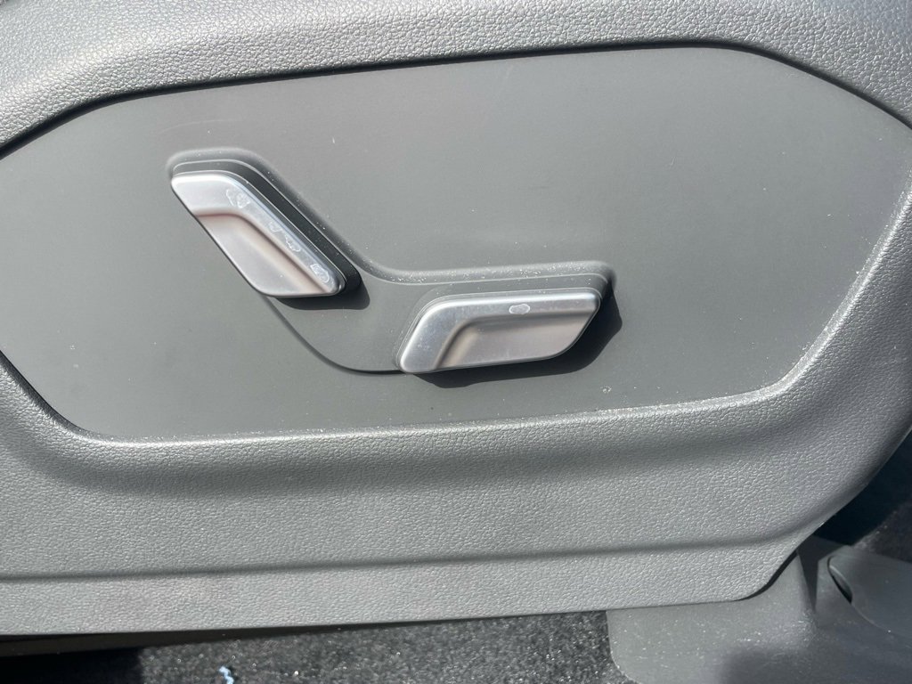 Used 2024 Hyundai Santa Fe Calligraphy image 12