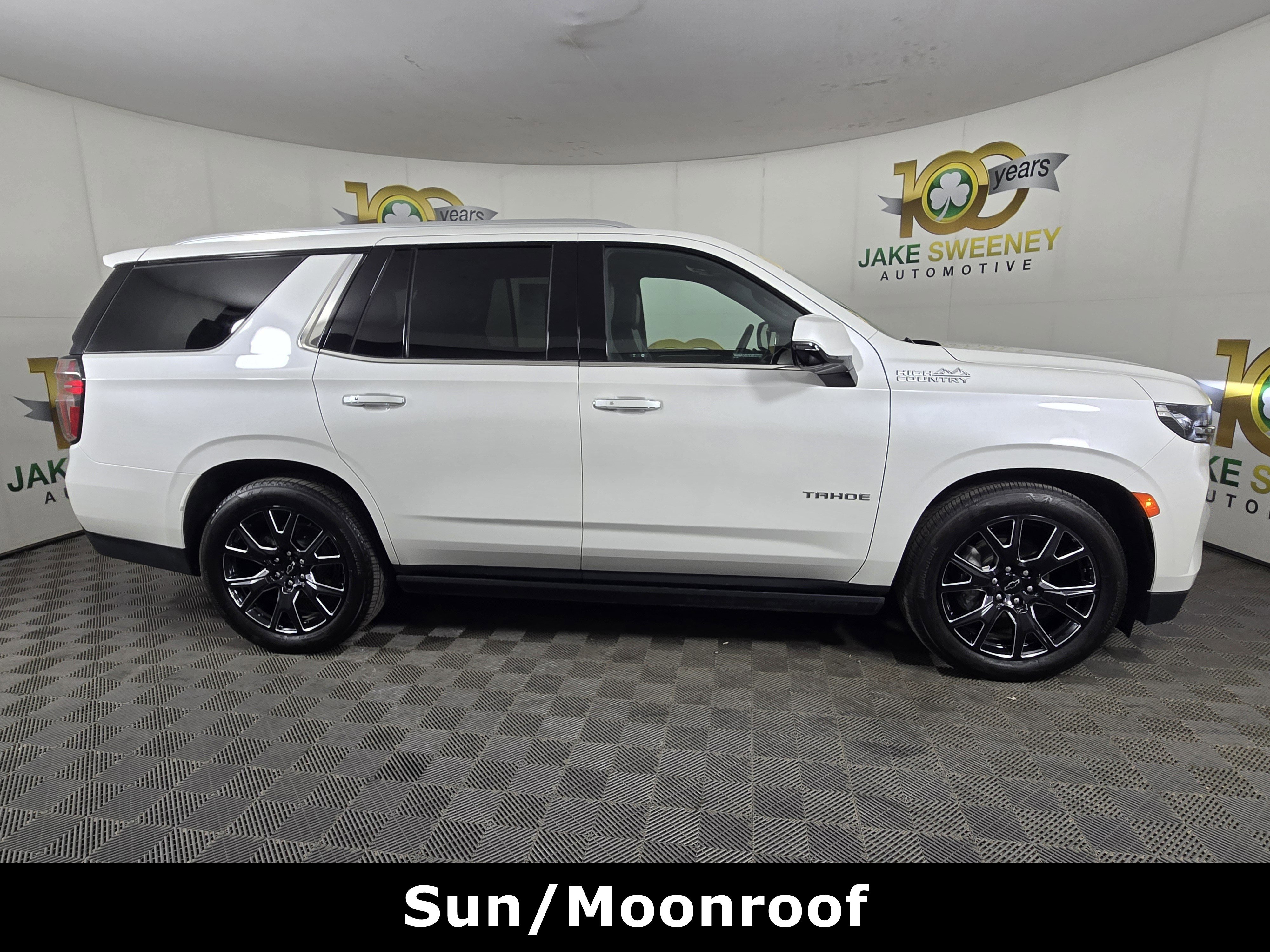 Certified 2024 Chevrolet Tahoe High Country AWD/4WD image 10