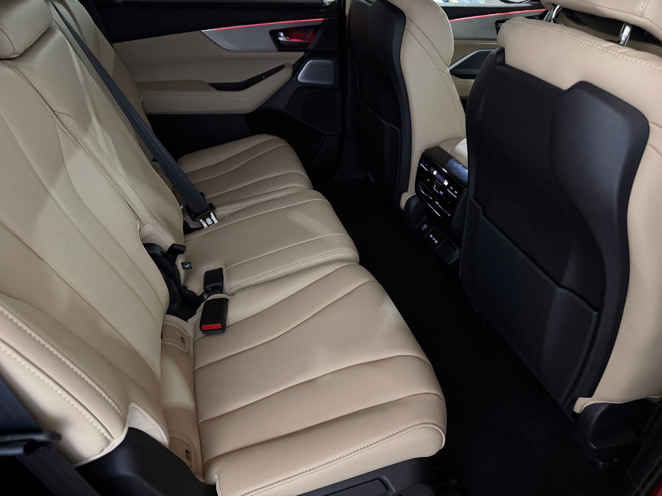 Used 2025 Acura MDX FWD w/ Technology Package image 44