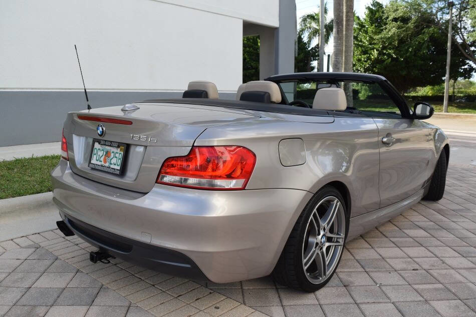 Used 2013 BMW 135is Convertible image 38
