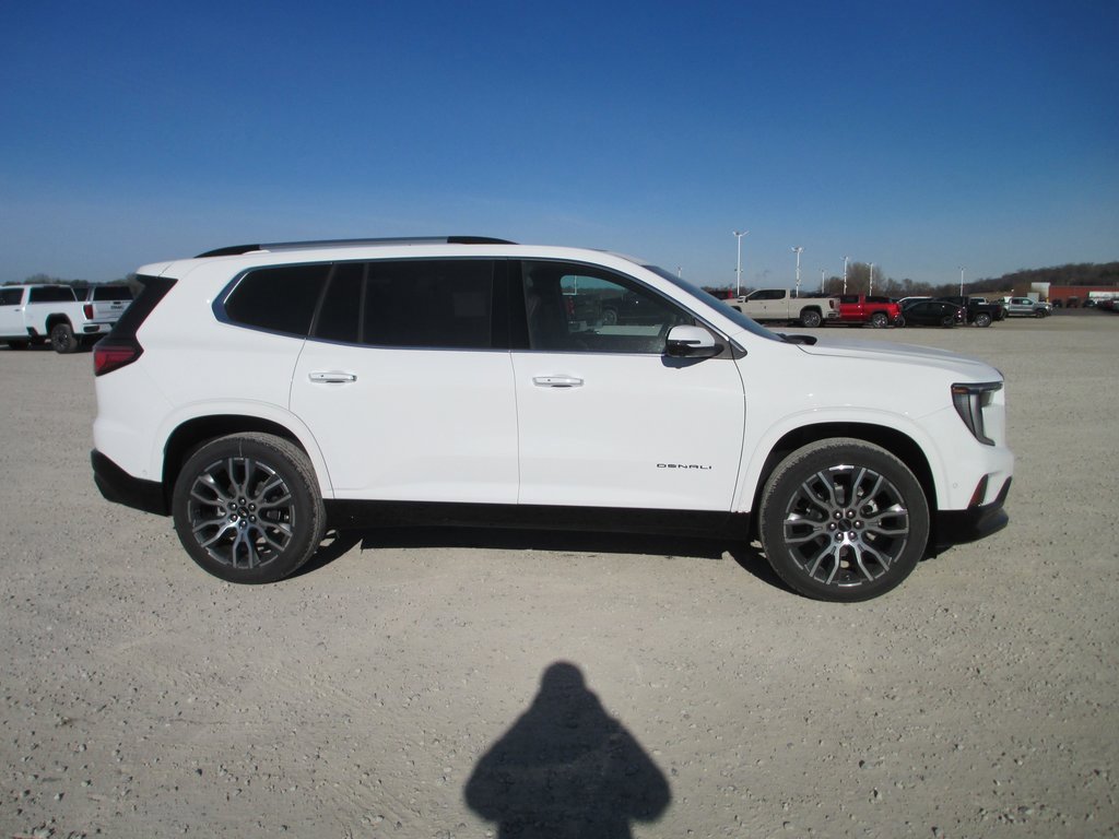 New 2026 GMC Acadia Denali Ultimate image 3