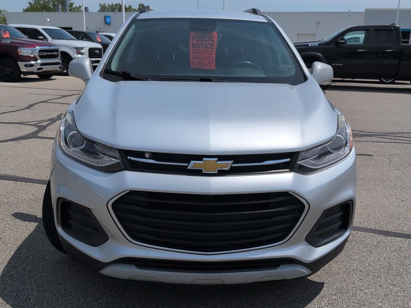 Used 2018 Chevrolet Trax LT w/ LT Convenience Package AWD/4WD image 11