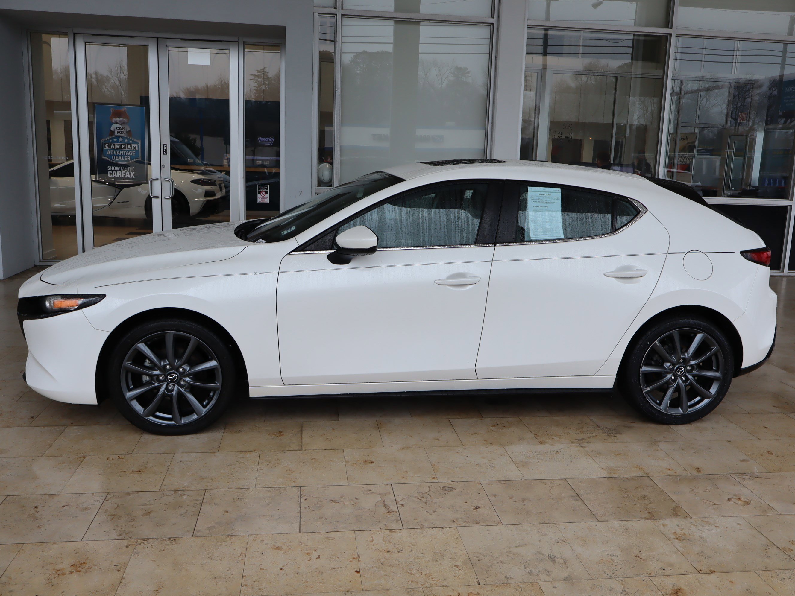 Used 2021 MAZDA MAZDA3 s image 7