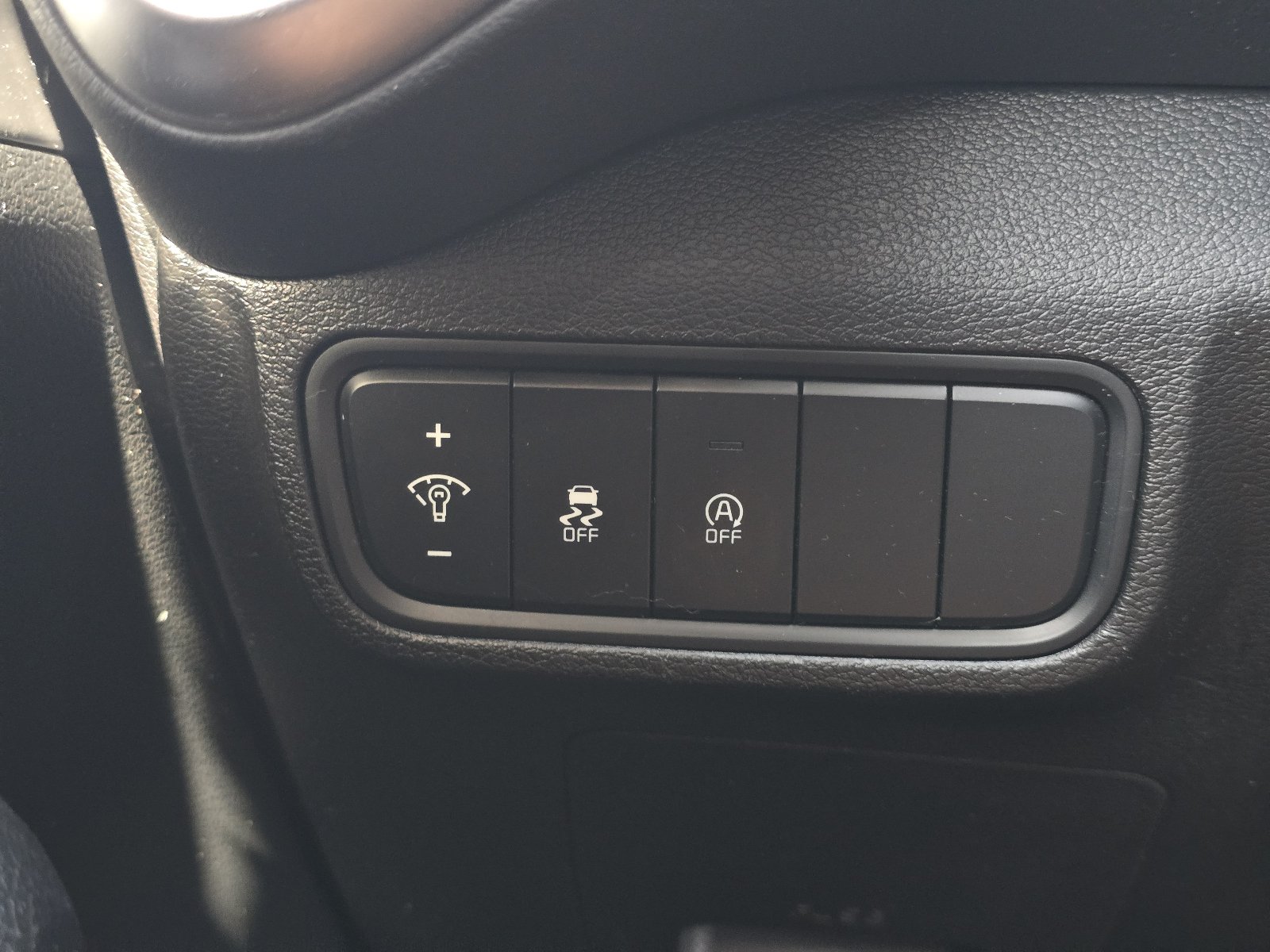 Used 2024 Kia Soul LX w/ Option Group 015 FWD image 22