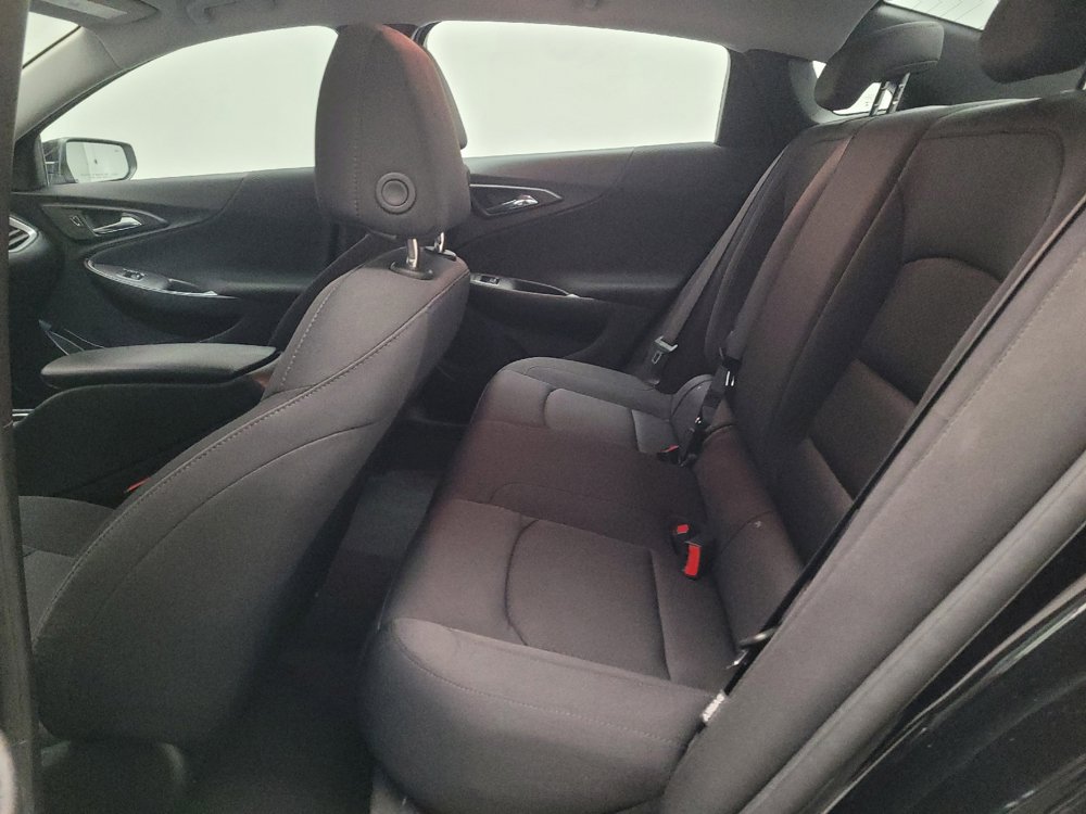 Used 2025 Chevrolet Malibu LS w/ Driver Confidence Package FWD image 18