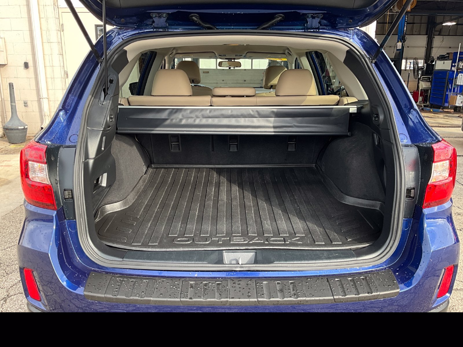 Used 2015 Subaru Outback 2.5i Limited AWD/4WD image 21