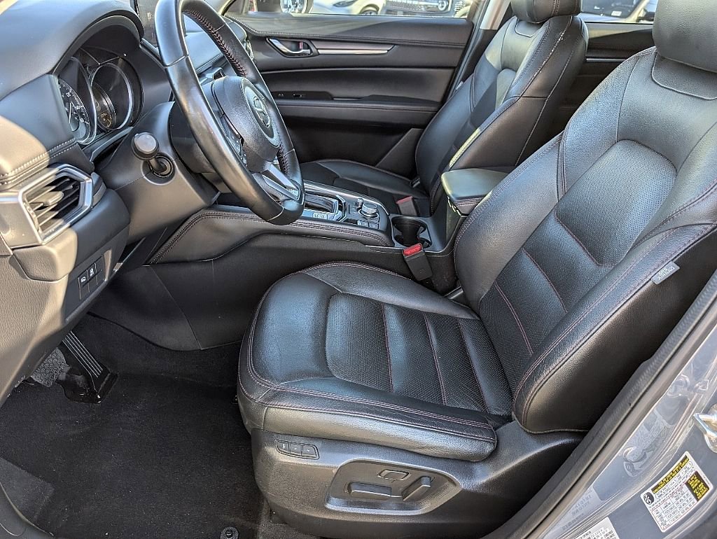 Certified 2023 MAZDA CX-5 Carbon Edition image 26