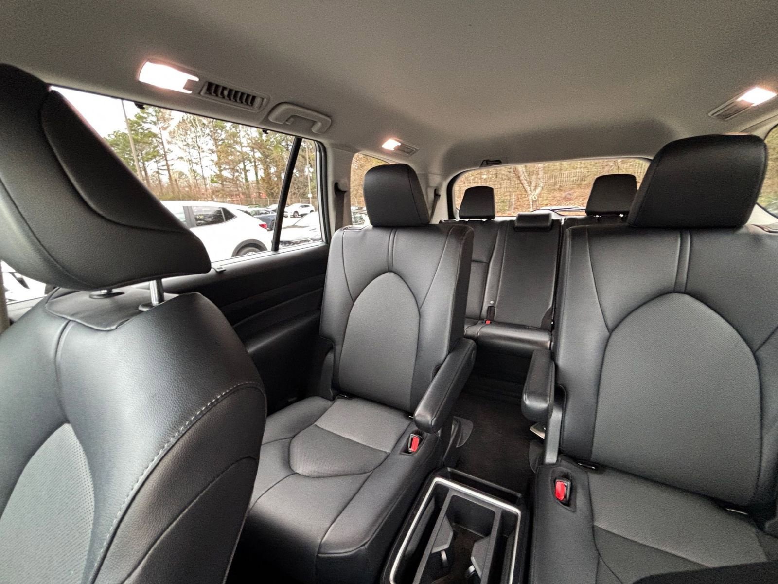 Used 2025 Toyota Grand Highlander FWD image 41