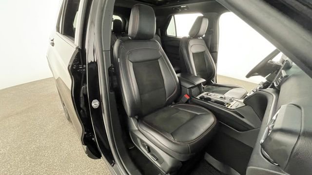 Used 2023 Ford Explorer ST-Line w/ Class IV Trailer Tow Package image 50