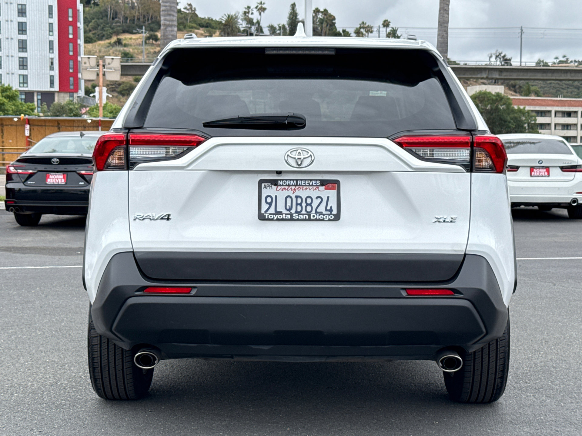 Certified 2024 Toyota RAV4 XLE FWD image 8