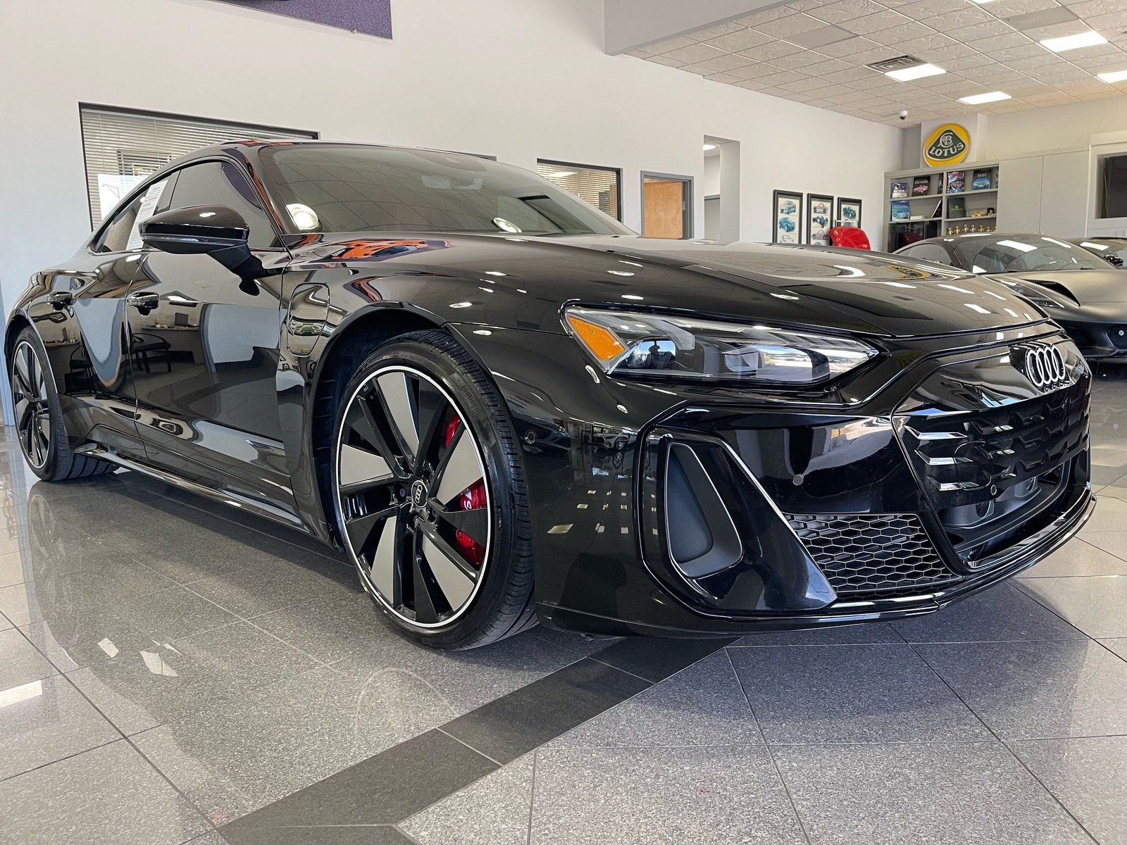 Used 2025 Audi S e-tron GT Premium Plus w/ 21" Wheel Package AWD/4WD image 7