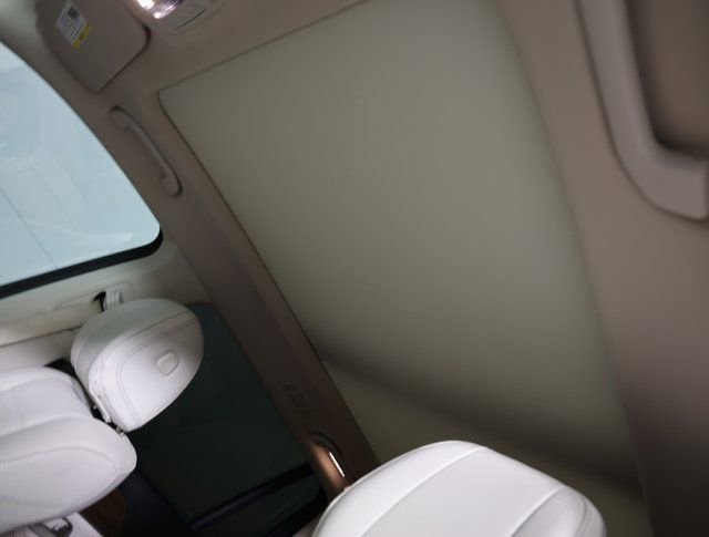 Used 2021 Mercedes-Benz GLS 580 4MATIC image 6