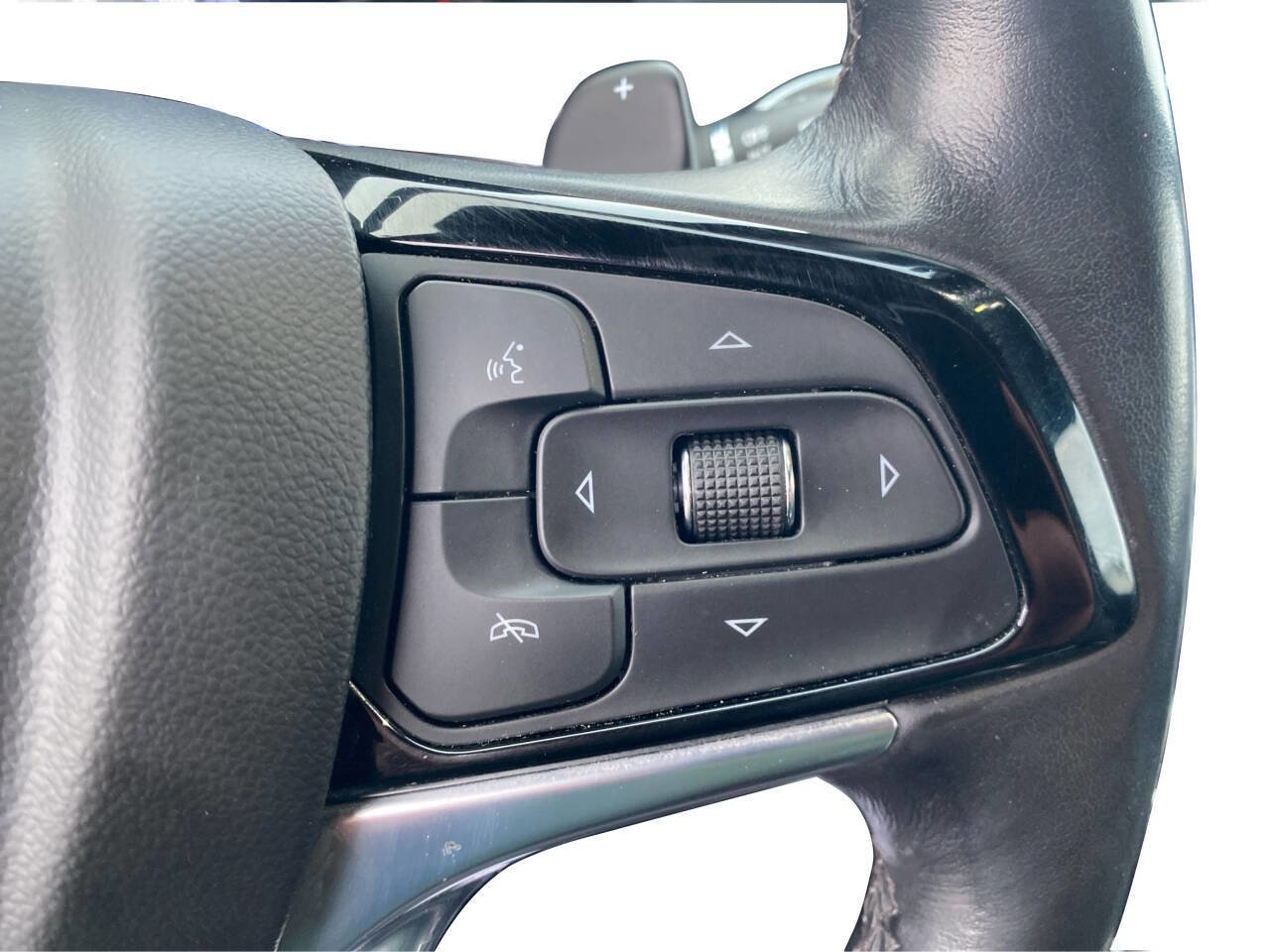 Used 2022 Buick Enclave Premium image 30