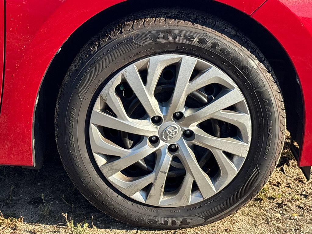 Used 2018 Toyota Corolla LE FWD image 7