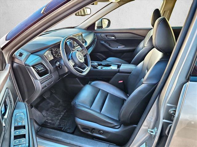 Used 2023 Nissan Rogue SL FWD image 16