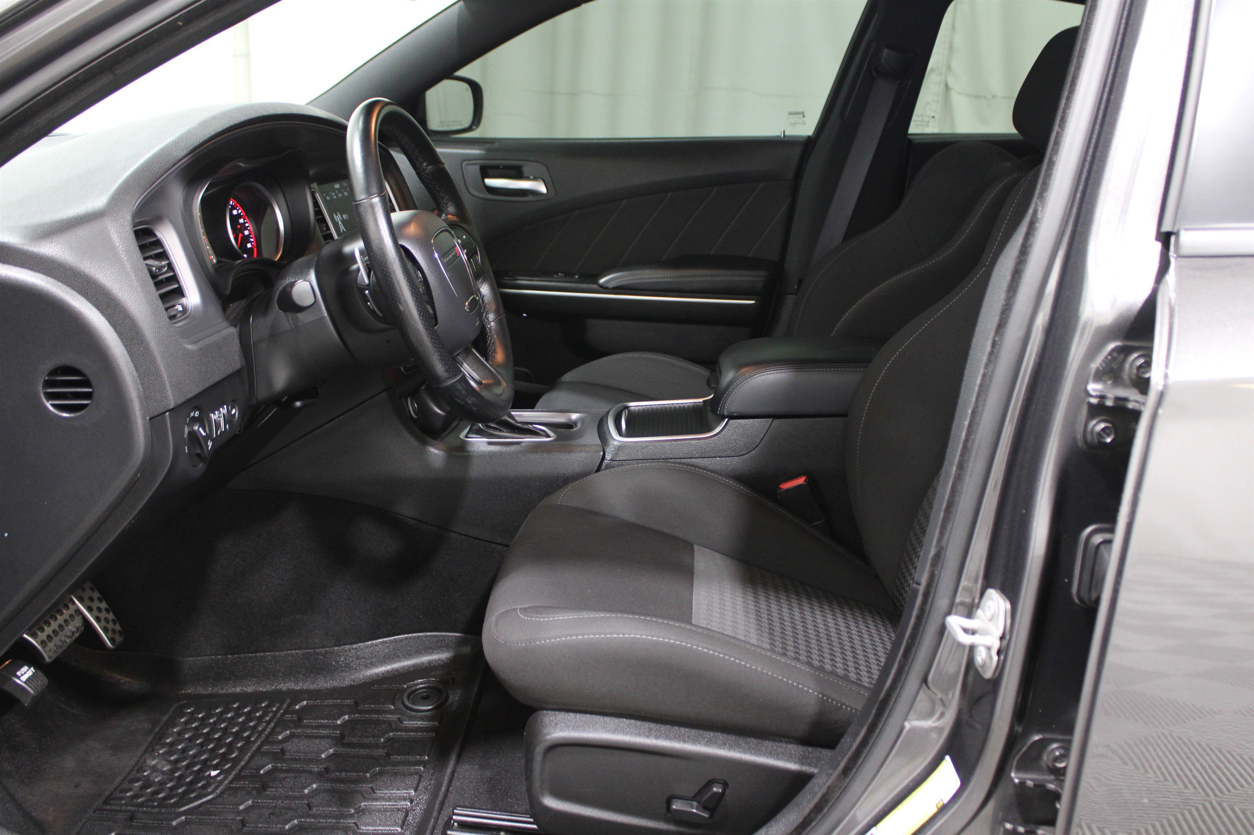 Used 2023 Dodge Charger Scat Pack image 3