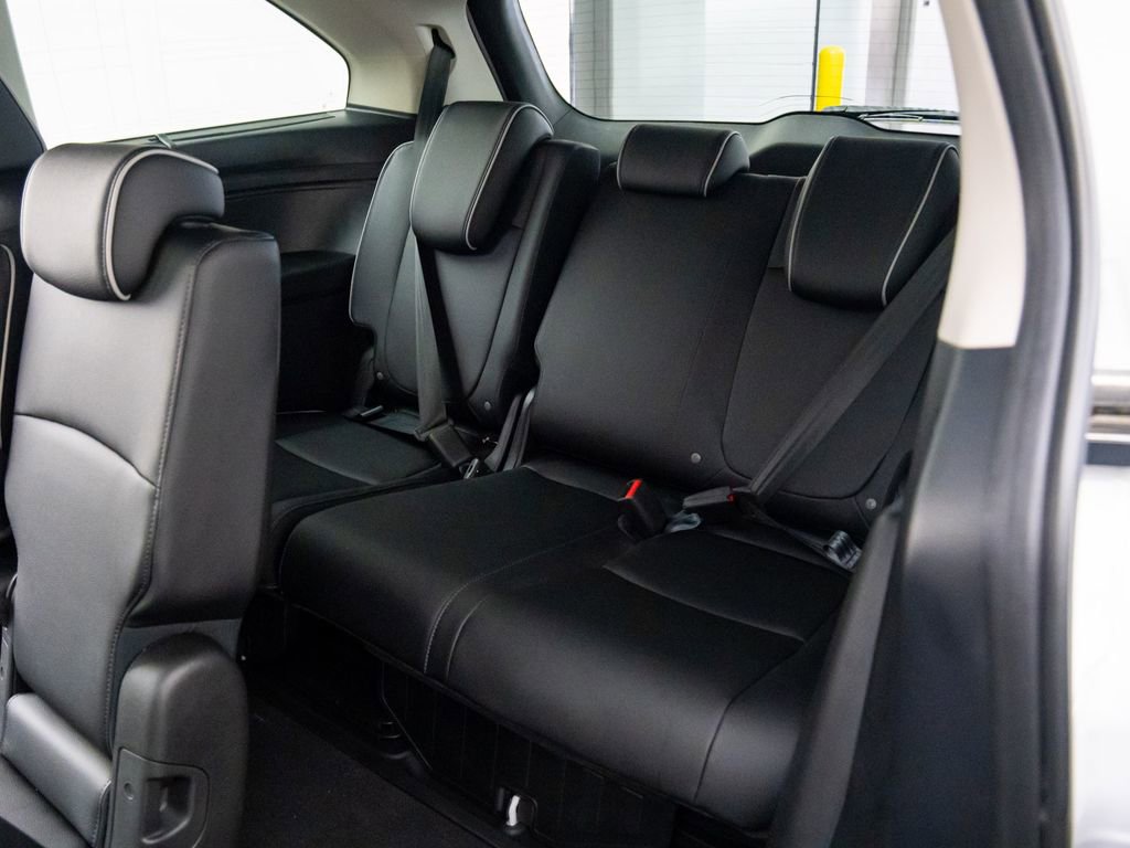 New 2026 Honda Odyssey Touring image 19