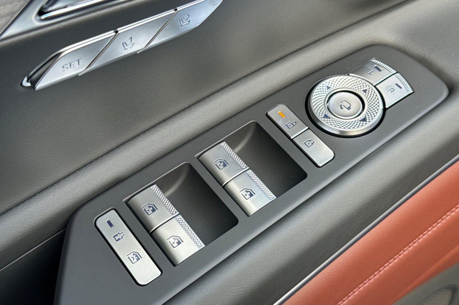 New 2026 Genesis GV80 3.5T Prestige image 13