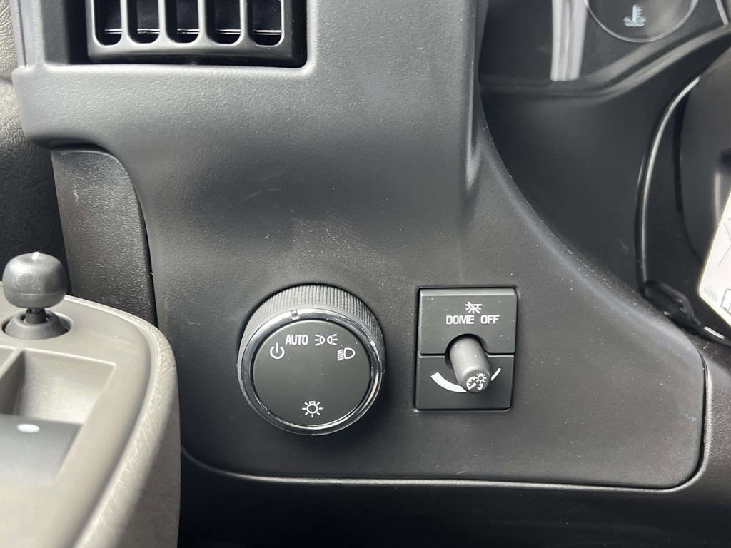 New 2025 Chevrolet Express 2500 Work Van w/ Driver Convenience Package image 23