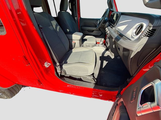 Used 2025 Jeep Wrangler Sahara 4xe w/ Safety Group image 31