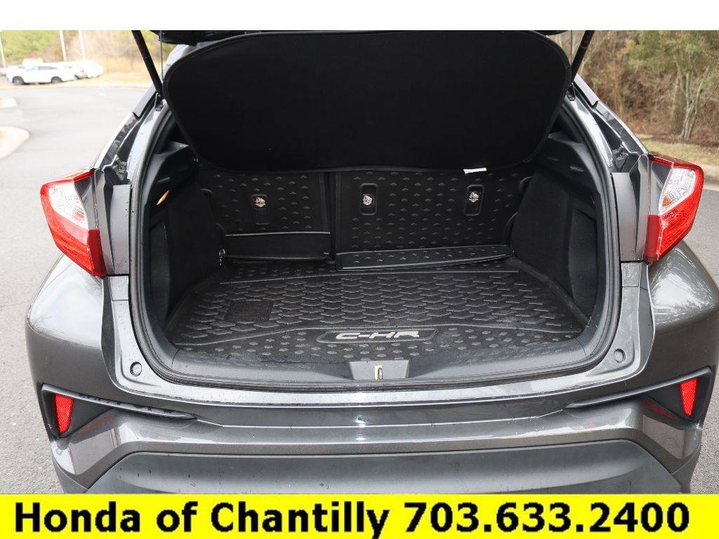 Used 2021 Toyota C-HR XLE image 28