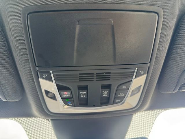 Used 2022 Acura MDX Type S image 36